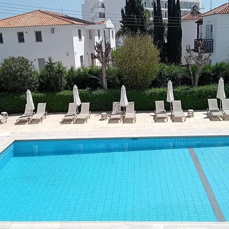 Mandalena Hotel Apartments Protaras Exteriör bild