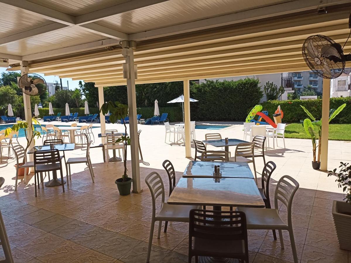 Mandalena Hotel Apartments Protaras Exteriör bild
